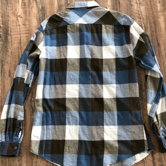 Mossimo Supply Co long sleeve plaid top - Picture 8 of 10